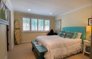 Home Staging Beach House Teen Bedroom